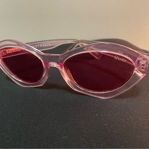 Like new, Cat eye Quay Australia sunglasses